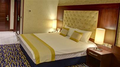 اتاق دو تخته دبل هتل ارگ جدید یزد اتاق دو تخته دبل هتل ارگ جدید یزد